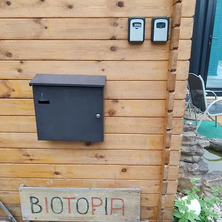Kreativhof Biotopia Radapart * كرغلينغن